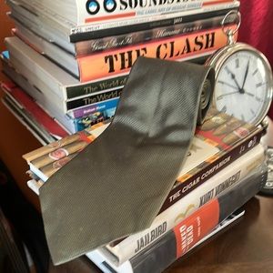 Perry Ellis green tie